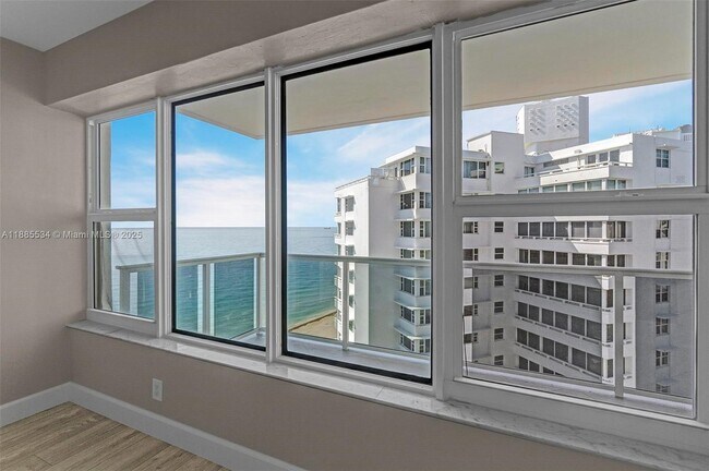 Building Photo - 3700 Galt Ocean Dr
