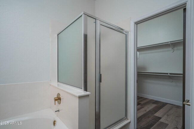 Building Photo - 4609 E Pinnacle Vista Dr