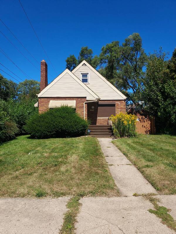 Building Photo - 714 W 49th Ave