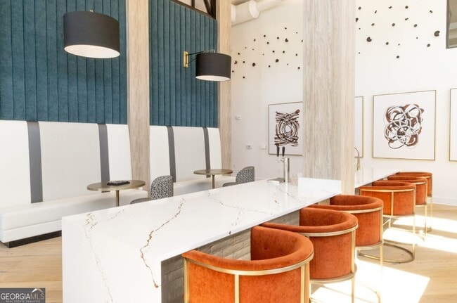 Building Photo - 305 Collins Industrial Way