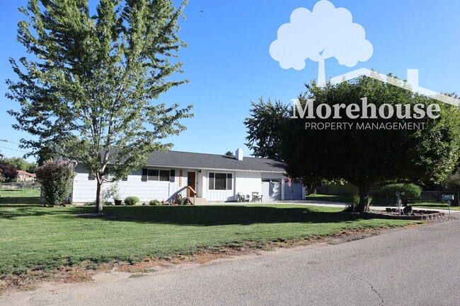 Building Photo - 10440 Meadow Lark Dr
