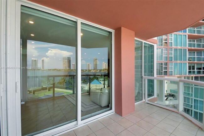 Building Photo - 3370 Hidden Bay Dr