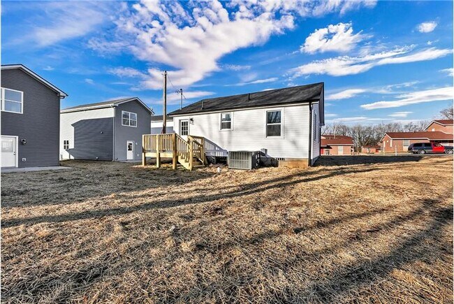 Building Photo - 248 Caldwell Ln