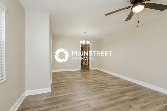 Building Photo - 4 Bedroom Pet-Friendly Home in WINTER HAVE...