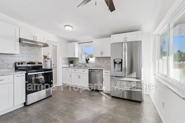 Building Photo - 5801 Emerson Ave S