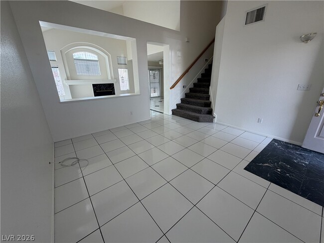 Building Photo - 8089 Kentshire Dr