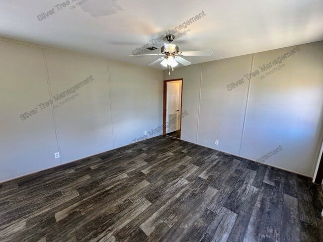 Building Photo - 260 Lark Meadow Dr