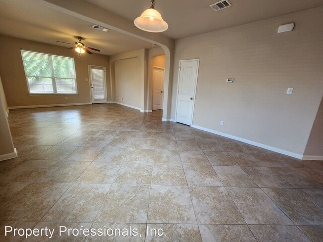 Building Photo - 3 br, 2 bath House - 3013 Sandstone Way