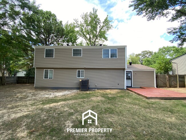 Building Photo - 7057 Catalpa Hill Cove