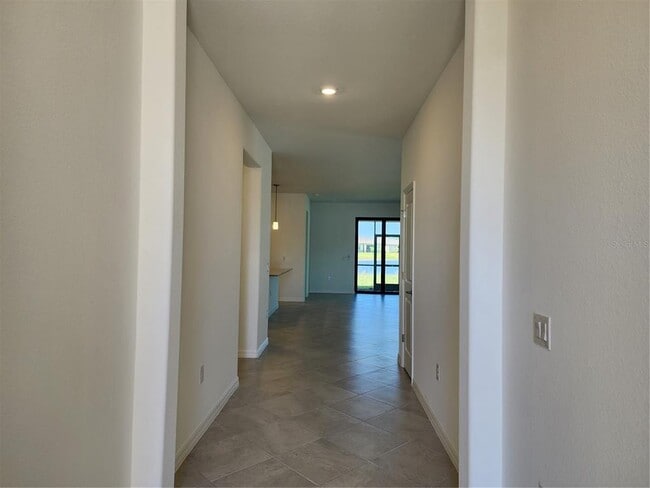 Building Photo - 14632 Palamos Cir