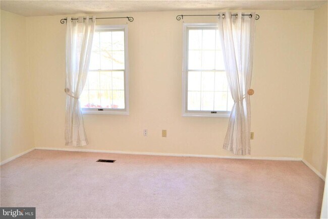 Building Photo - 8349 Windfall Rd