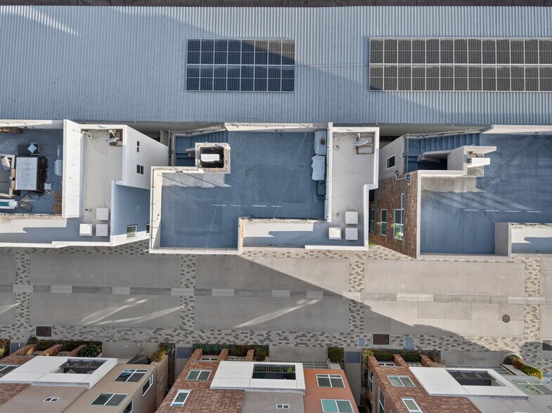 Building Photo - 821 Brickyard Ln