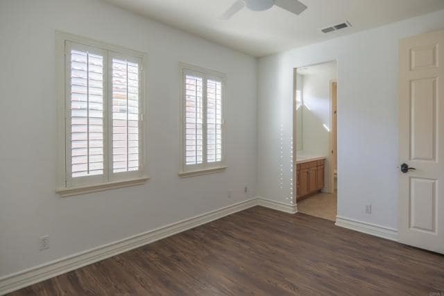 Building Photo - 415 N Cedros Ave