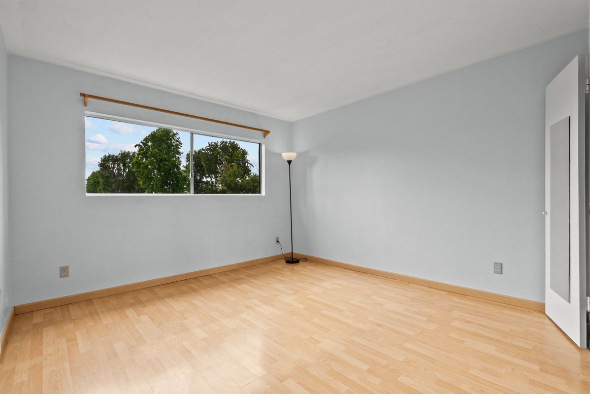 Building Photo - 5055 Coldwater Canyon Ave