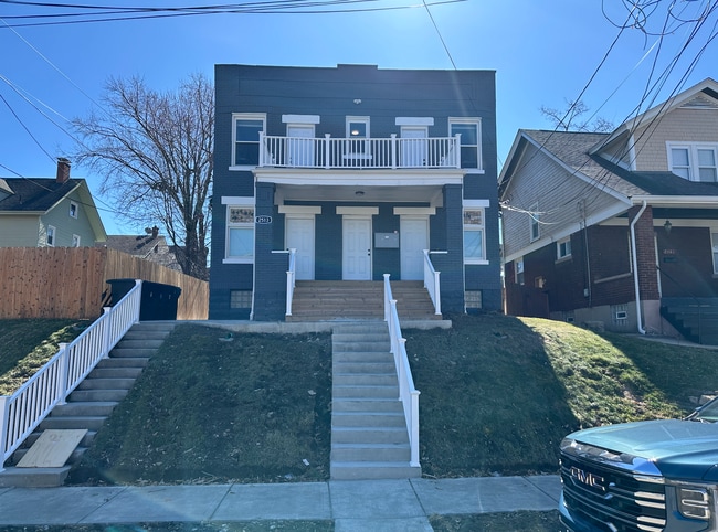 Building Photo - 2513 Shanmoor Ave