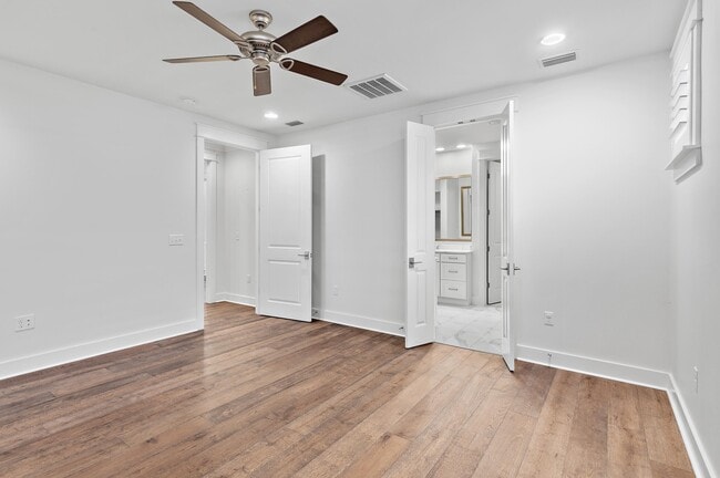 Building Photo - 298 Cobalt Ln