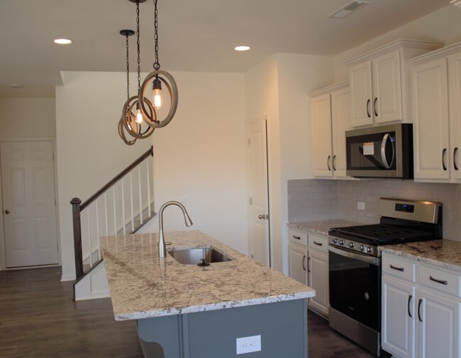 Building Photo - 4671 Wesmar Ct