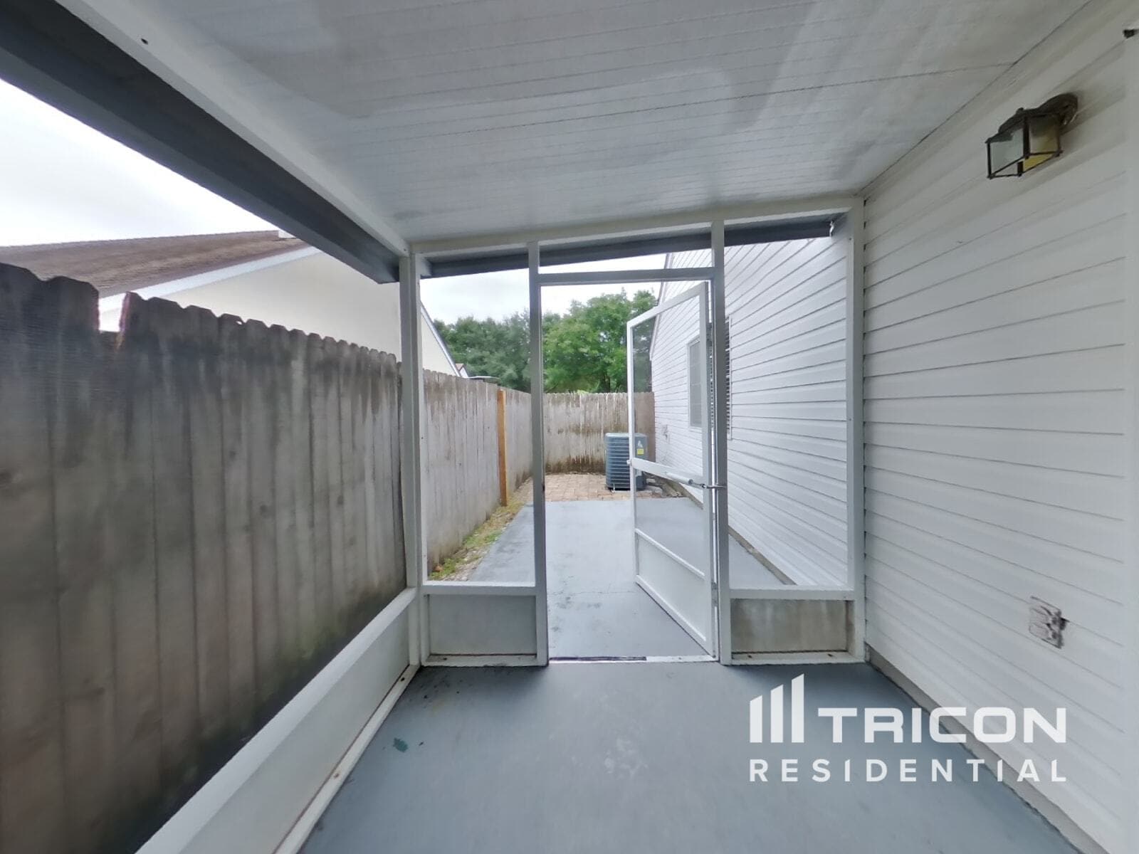 Building Photo - 7727 Mystic Point Ct W