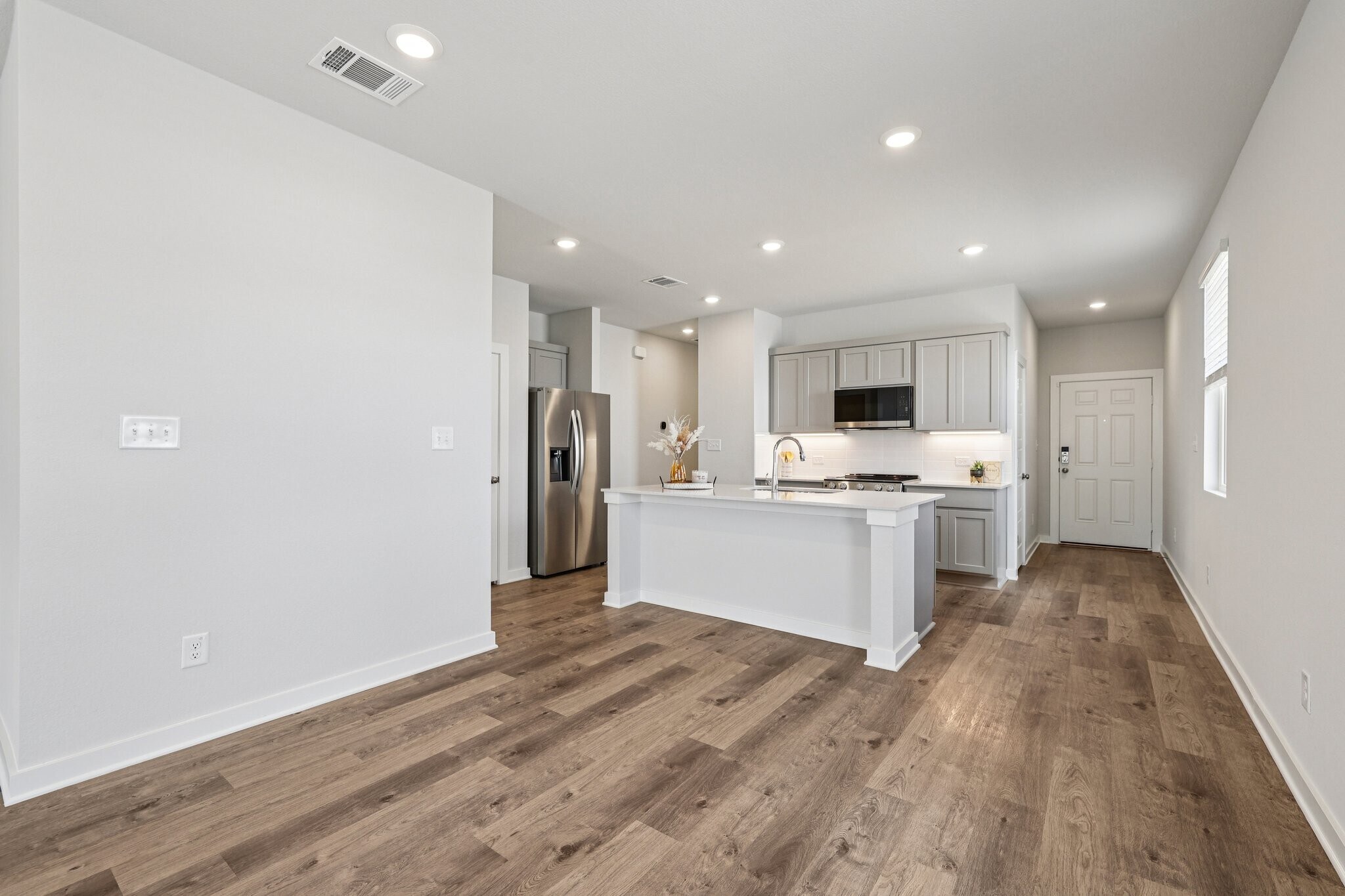 Building Photo - 133 Cutleaf