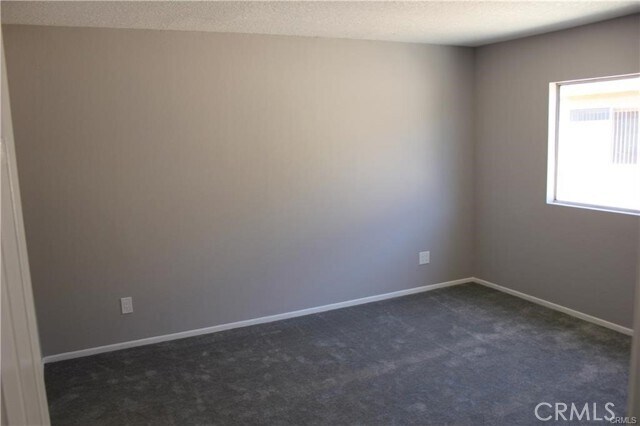 Building Photo - 9734 Maple St