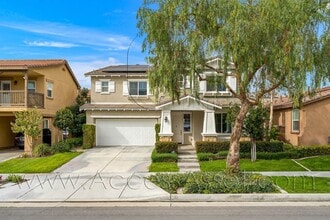 Building Photo - 8036 Englesma St