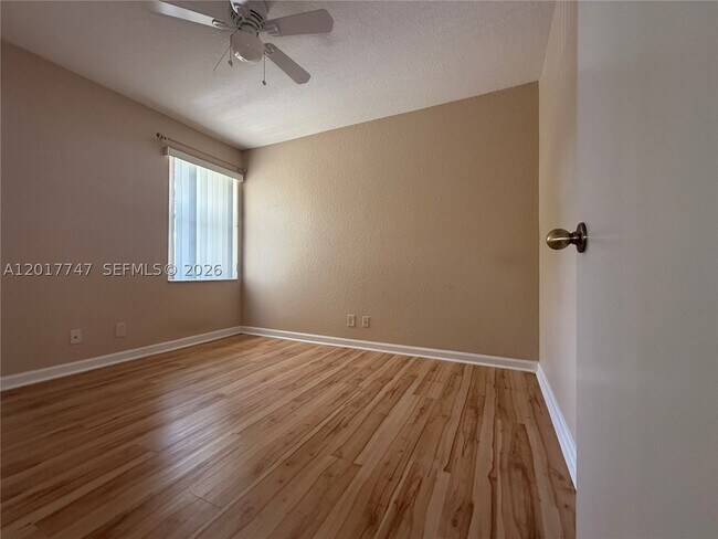 Building Photo - 2434 Cordoba Bend