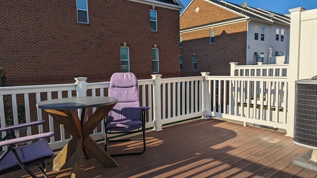 Building Photo - 4500 Fait Ave