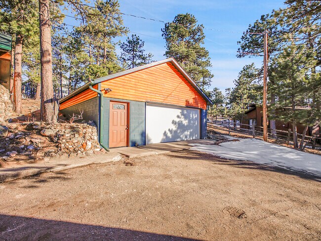 Building Photo - 30100 Fir Dr