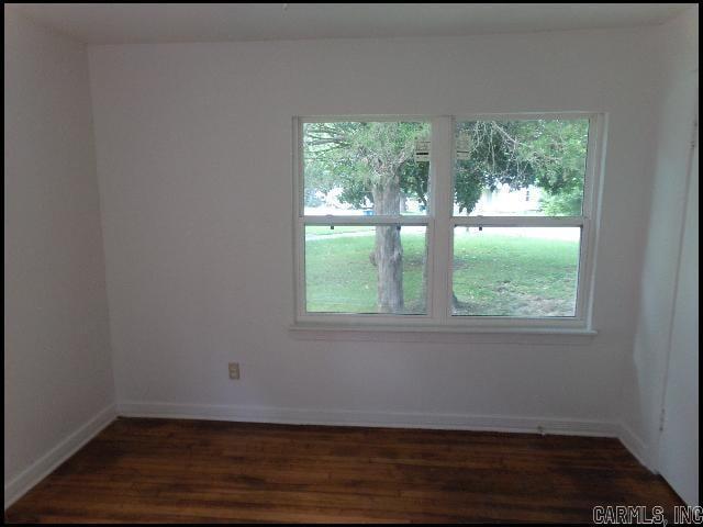 Building Photo - 129 Saunders Dr