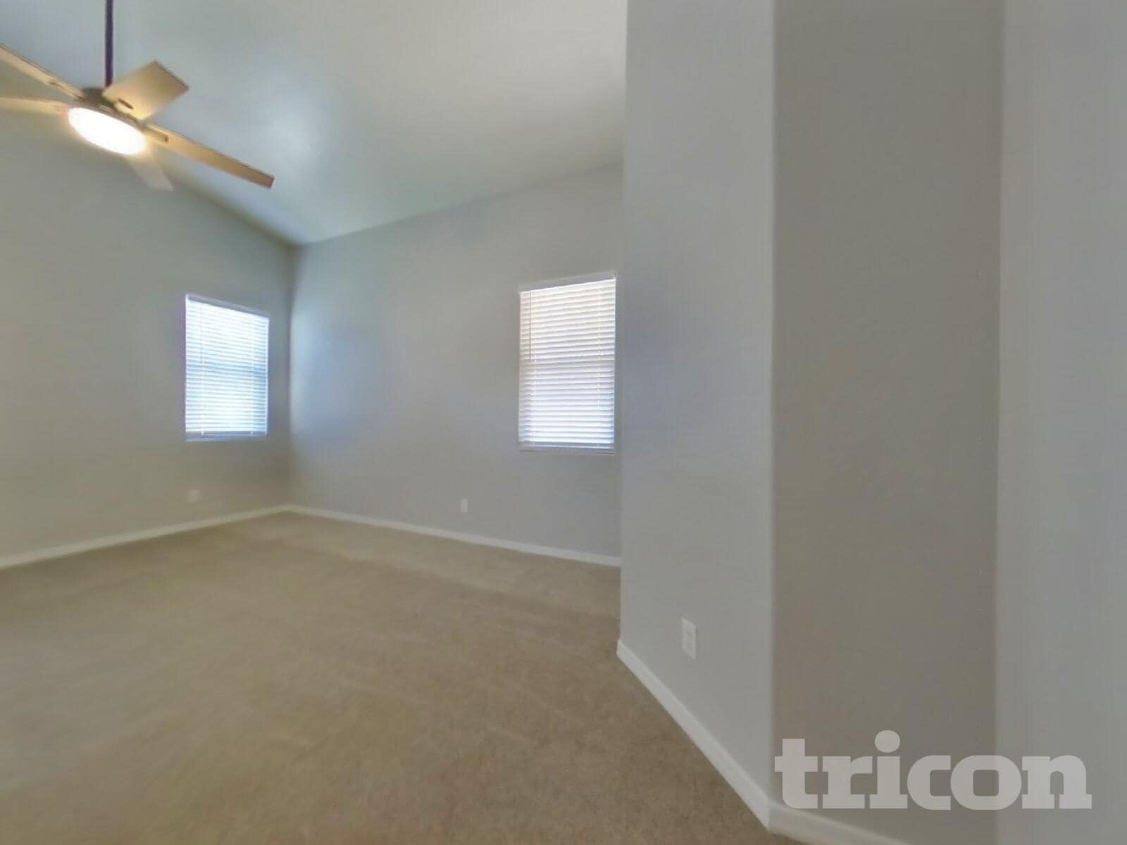 Building Photo - 17220 W Lundberg St
