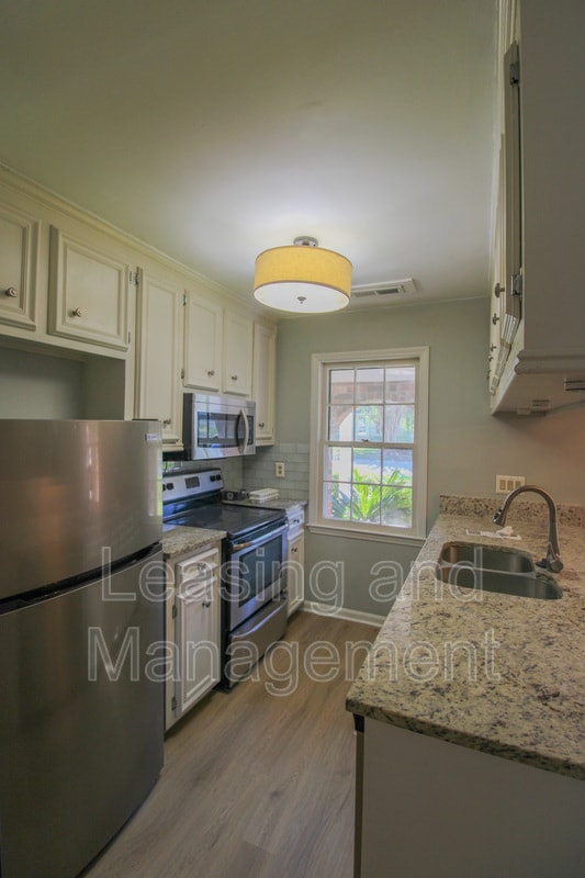 Building Photo - 679 Williamson Dr