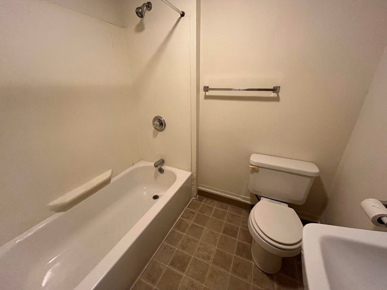 Building Photo - 406 W Mifflin St