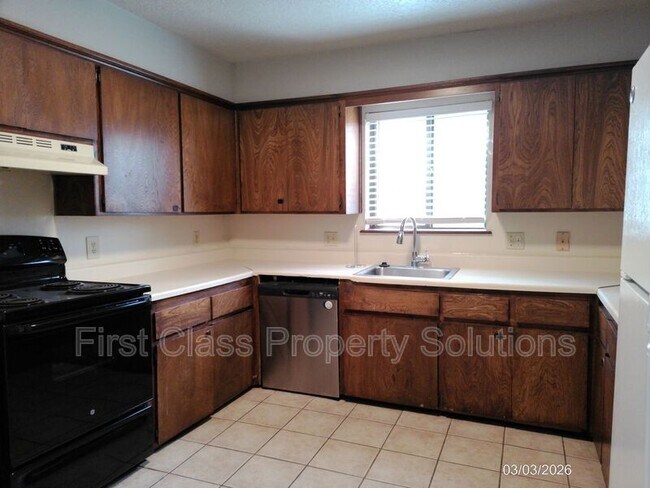 Building Photo - 1406 Mary Lee Ln