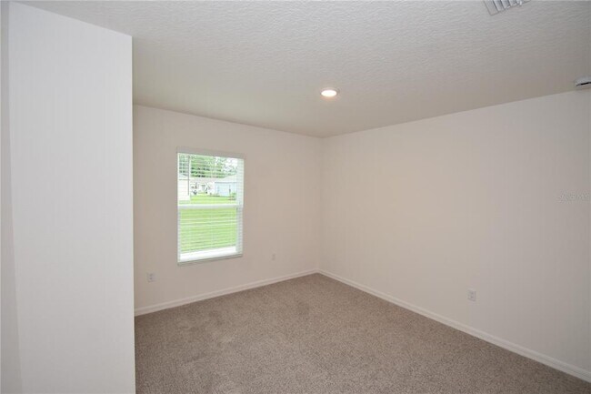 Building Photo - 5 Llestone Path