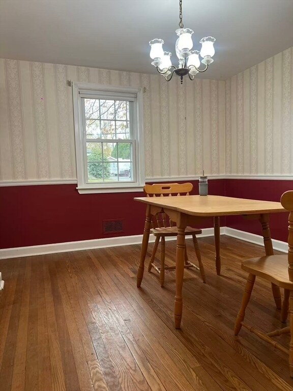 Building Photo - 28 Webb St