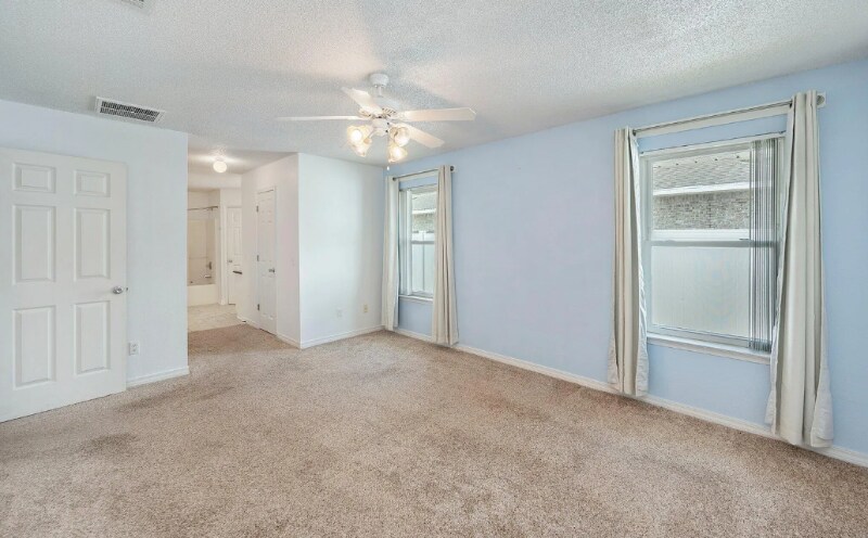 Building Photo - 304 Seattle Slew Ct