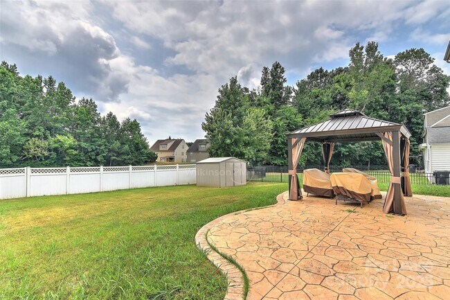 Building Photo - 15723 Wood Duck Crossing Dr