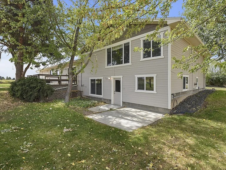 Building Photo - 2700 N Brandon Rd