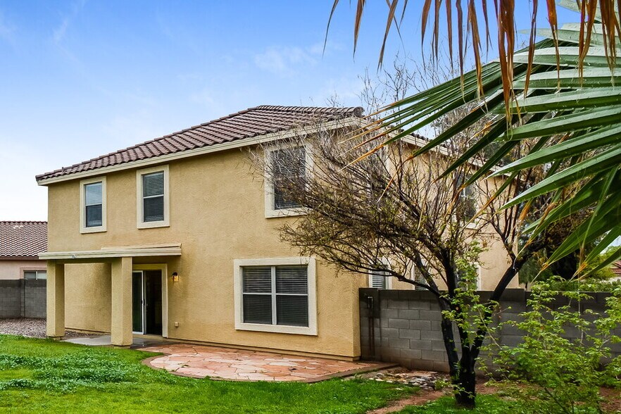 Building Photo - 15331 W Cameron Cir