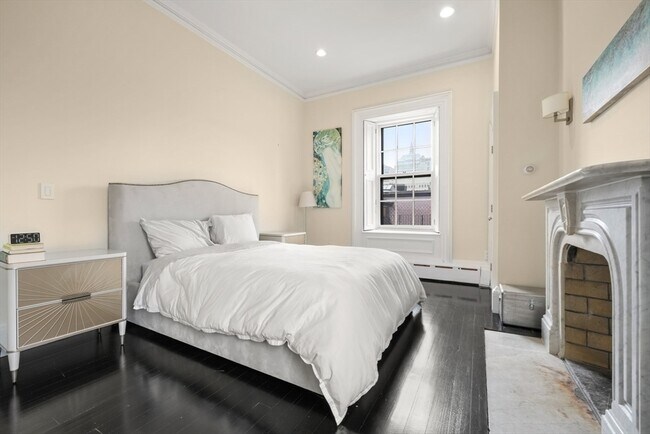 Building Photo - 285 Clarendon St