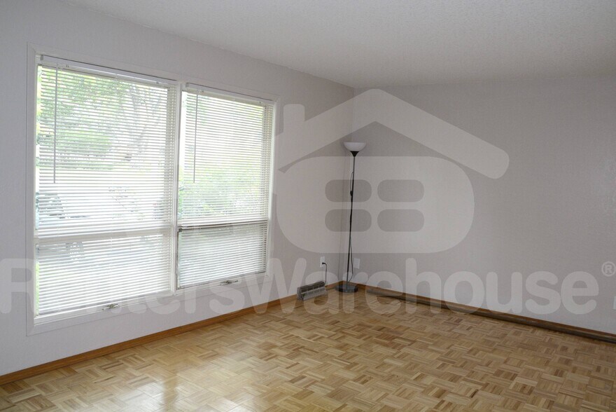 Building Photo - 15331 Trillium Cir