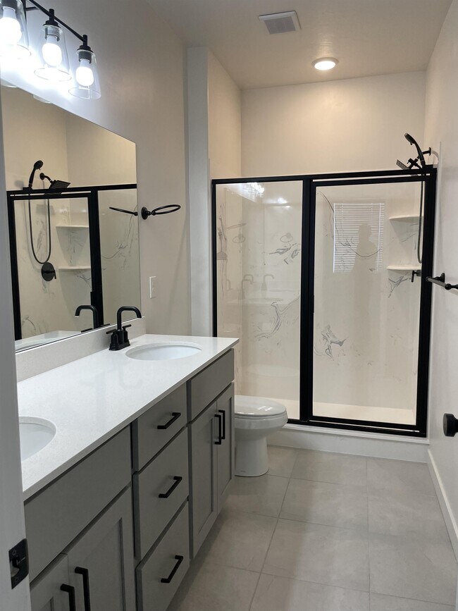 Building Photo - 517 S 1080 W