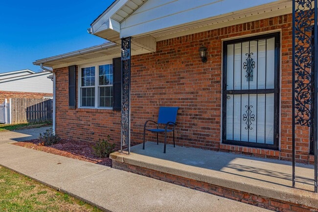 Building Photo - 7127 Pinehurst Dr