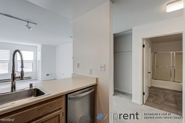 Building Photo - 1 br, 1 bath Condo - 2225 23rd Street, San...