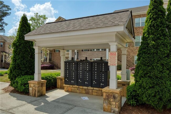 Building Photo - 2491 Ashford Oaks Dr