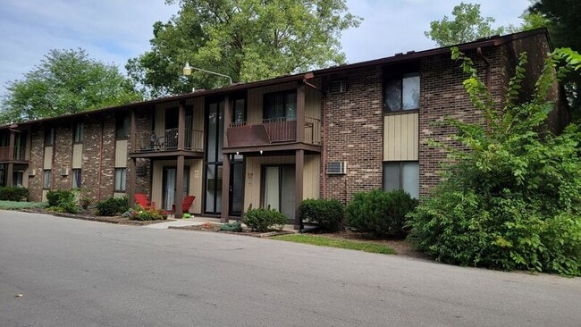 Building Photo - 2150 N McCord Rd