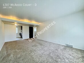 Building Photo - $900 - 2 Bed / 1 Bath apartment in Mehlvil...