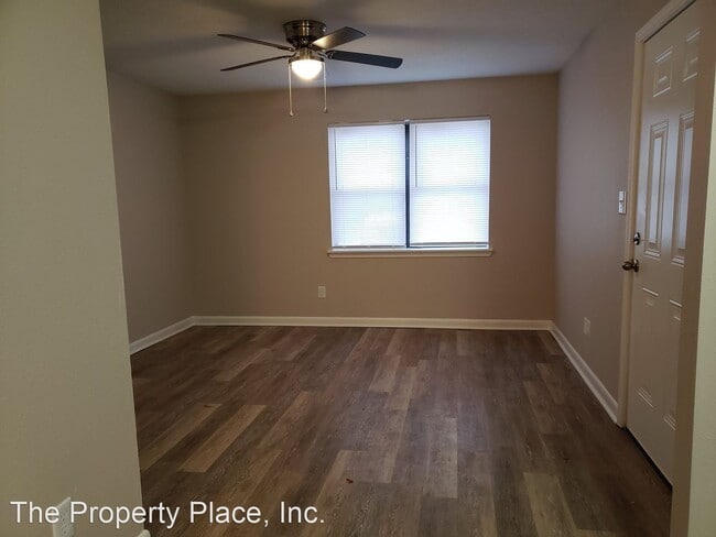 Building Photo - 108 Blurton Dr