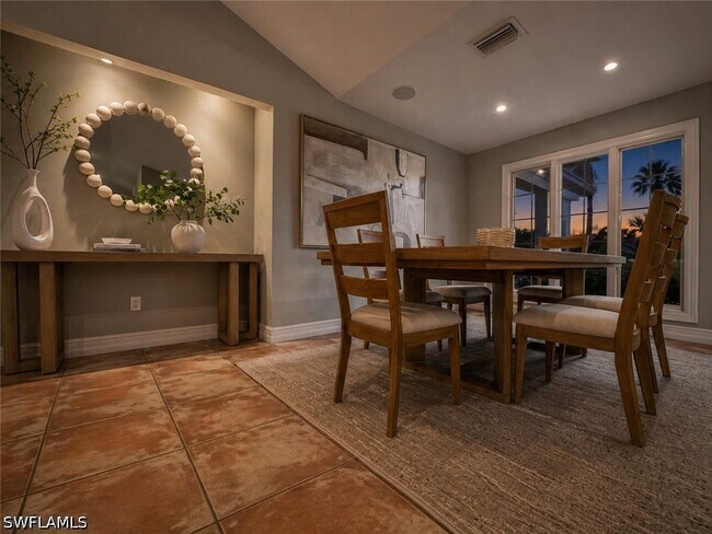Building Photo - 4083 Belair Ln