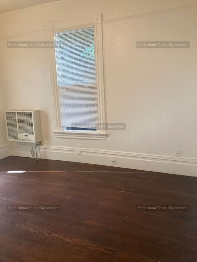 Building Photo - One bedroom Gem in Heart of Quaint, Historic West Petaluma